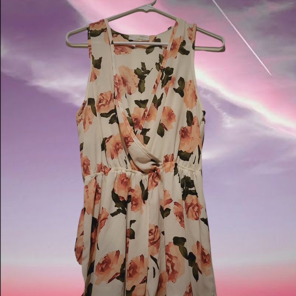 AUDREY3+1 SLEEVELESS LIGHT ROMPER WITH ROSES - Picture 4 of 9